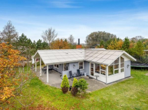 Holiday Home Frido - 500m from the sea by Interhome in Sæby